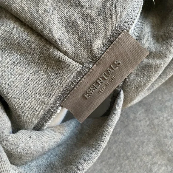 Men’s Fear of God Hoodie, Dark Oatmeal, NWT - Picture 5 of 11
